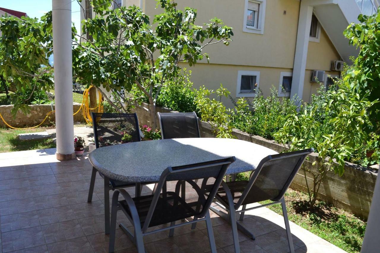 Apartments Zara Luaran gambar