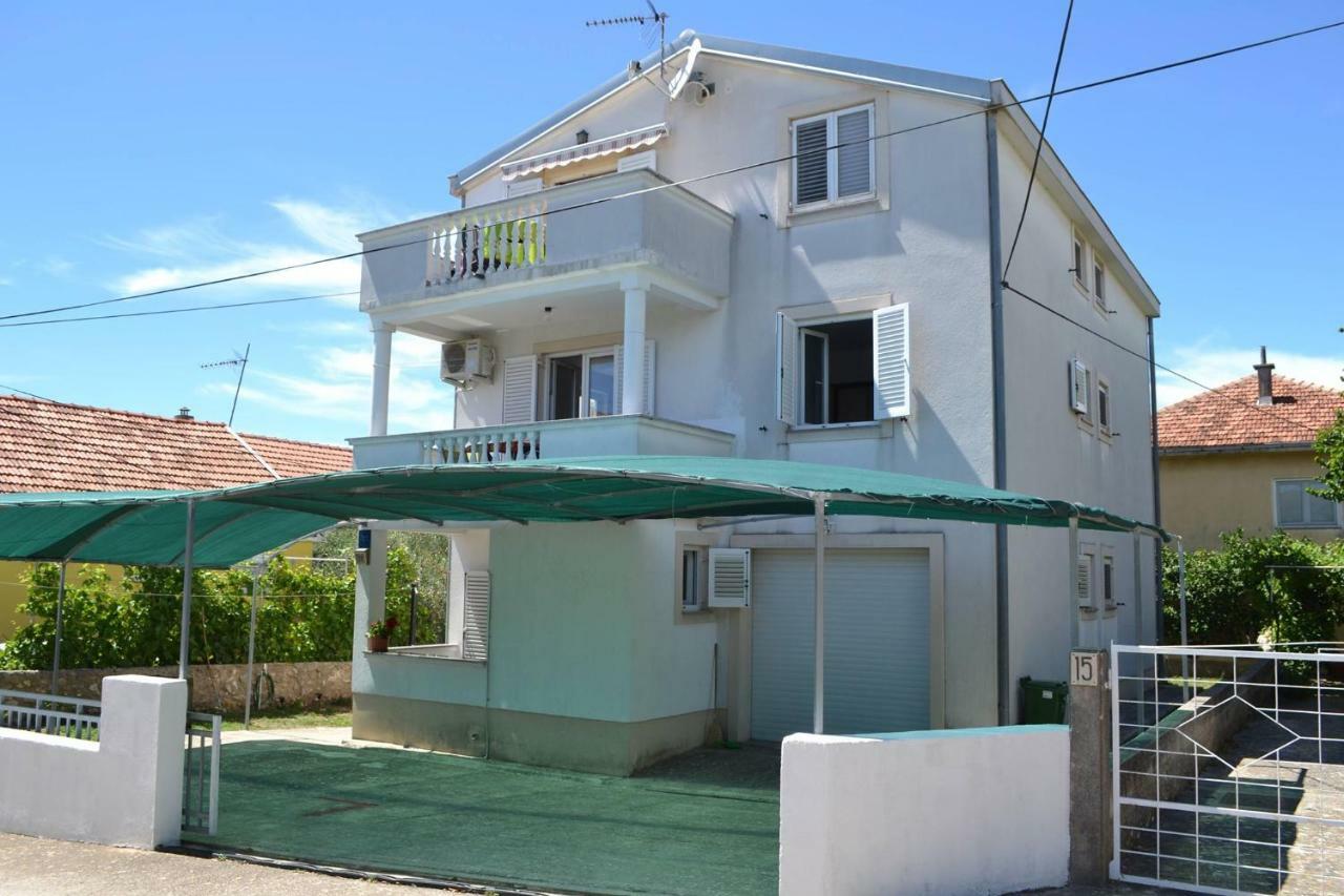 Apartments Zara Luaran gambar